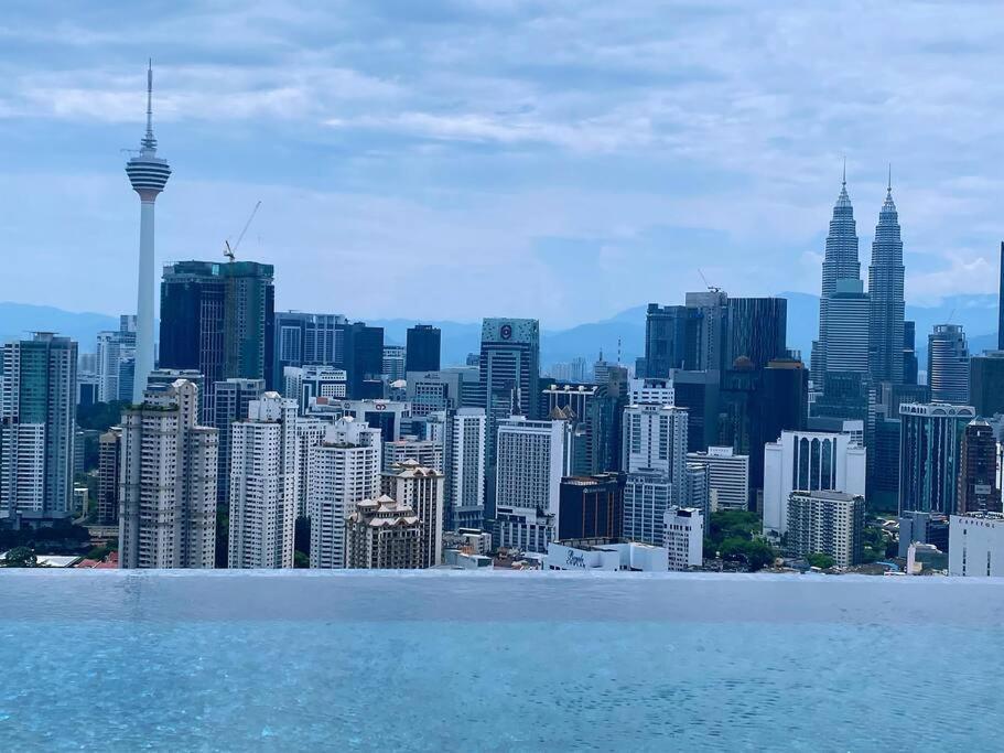 Infinity Pool/ Lucentia Bbcc, Near Lalaport, Pnb118, Klcc Apartment Kuala Lumpur Exterior photo