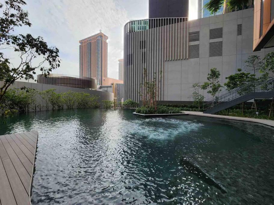 Infinity Pool/ Lucentia Bbcc, Near Lalaport, Pnb118, Klcc Apartment Kuala Lumpur Exterior photo