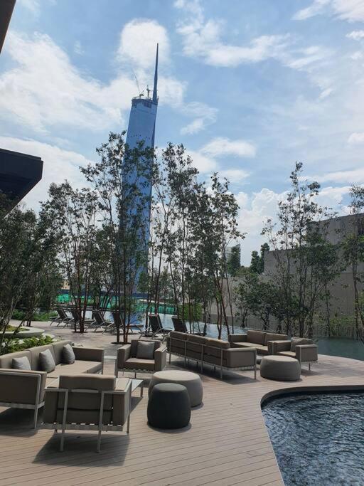 Infinity Pool/ Lucentia Bbcc, Near Lalaport, Pnb118, Klcc Apartment Kuala Lumpur Exterior photo